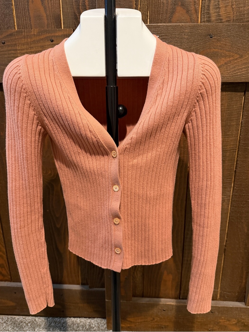 Aritzia Wilfred Ribbed V-Neck Cardigan Dusty Rose Peach Knit Top Size M